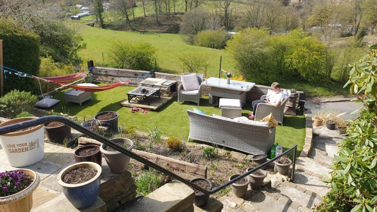 Alma Cliffe Guest House Barnoldswick Exterior foto